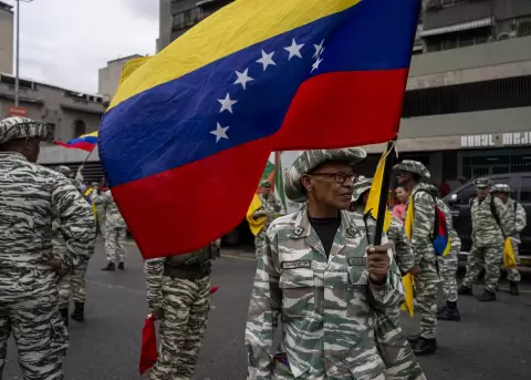 Miembros de la Milicia Bolivariana de Venezuela participan en una manifestaci�n en Caracas.