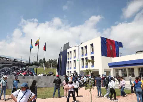 Inauguraci�n del nuevo edificio de la Unidad Municipal Julio Moreno Pe�aherrera, en Amagua�a, el 29 de noviembre de 2025.