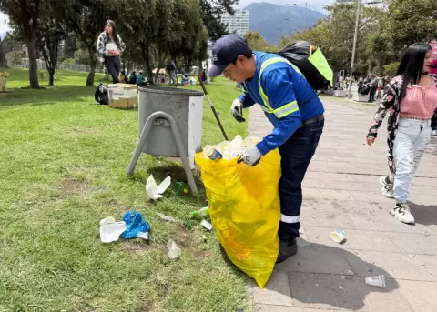 Quito cobrar� la tasa de basura en la planilla de agua desde 2026