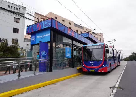 Quito: transporte p�blico estar� activo durante el feriado de A�o Nuevo 2026.
