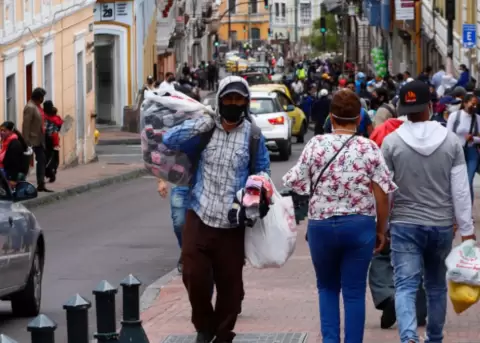 Esc�ndalos judiciales y debilidad del Estado profundizan la crisis social y econ�mica, coinciden expertos