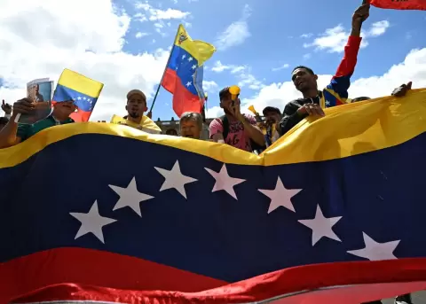 Crisis Venezuela: comunidad migrante vive entre esperanza e incertidumbre