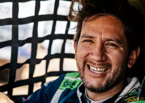 Sebasti�n Guayasam�n est� haciendo una excelente participaci�n en el Raly Dakar 2026.