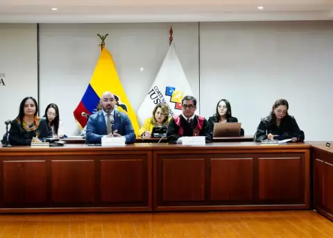 Enma Tapia, Mario Godoy y Jos� Suing en la Corte Nacional de Justicia.