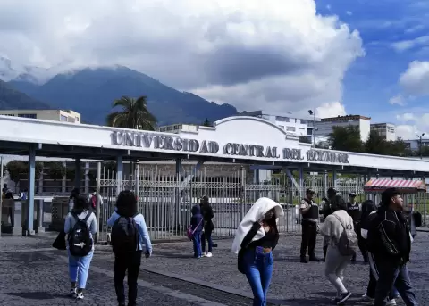 Universidad Central del Ecuador inicia proceso de admisi�n 2026 para nuevos bachilleres