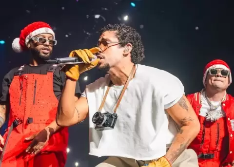 Bad Bunny sorprende a sus fans en Chile.