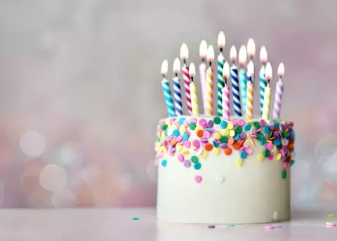 Celebrar los cumplea�os es celebrar la vida.