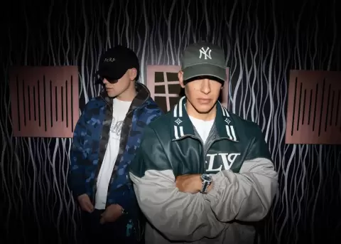 Bizarrap y Daddy Yankee en el n�mero 1 de Billboard.