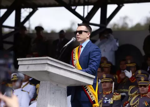 �Qu� le depara al Ecuador en el 2026?