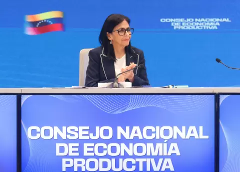 La presidenta encargada de Venezuela, Delcy Rodr�guez, durante un acto de gobierno este viernes, en Caracas (Venezuela).