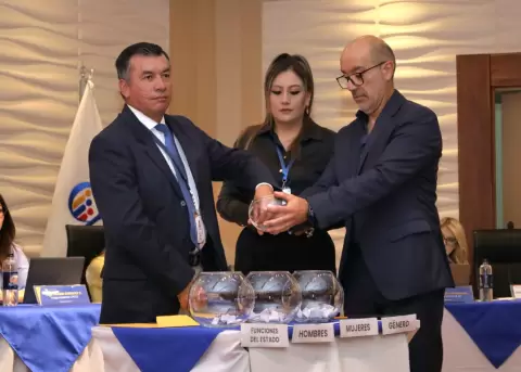 Sorteo para la conformaci�n de la Comisi�n de Selecci�n del concurso para Fiscal General del Estado.