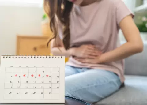 Menstruaci�n, tab�es y salud integral en ni�as y adolescentes.