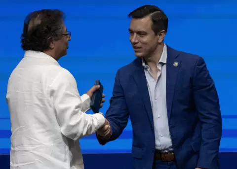 Noboa y Gustavo Petro