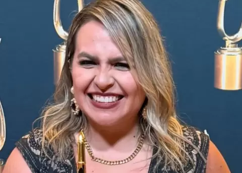 Sol Betancourt pone la voz ecuatoriana en lo m�s alto.