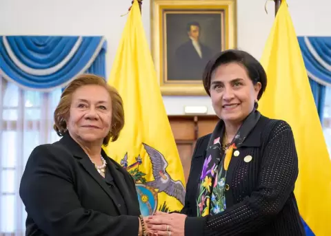 Las cancilleres de Ecuador y Colombia en una reuni�n bilateral. (Archivo).