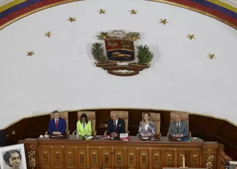 El Parlamento de Venezuela aprueba en primer debate ley de amnist�a para los presos pol�ticos