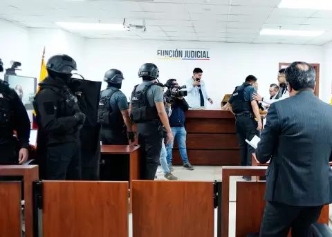 Prisi�n preventiva para los tres integrantes de Los Lobos