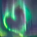 Fotógrafo captura una aurora boreal en forma de corazón