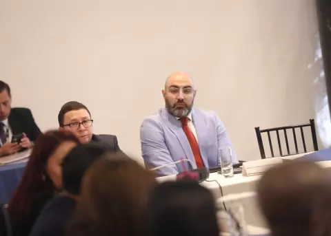 Mario Godoy en el Comisi�n de Fiscalizaci�n