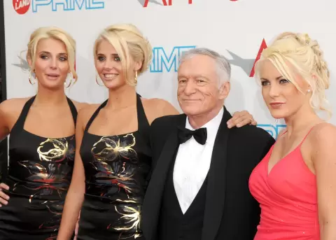 Viuda de Hefner exige proteger archivos �ntimos con posible menores.