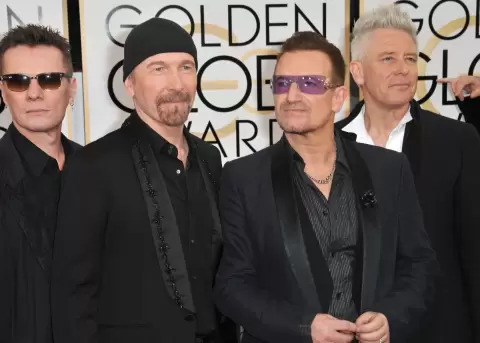 U2 lanza un EP tras diez a�os de silencio musical.