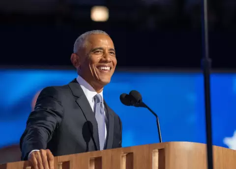 Obama genera debate sobre vida extraterrestre y fen�menos no identificados.