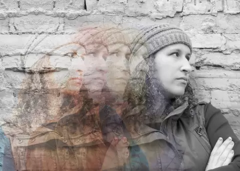 Lo urgente y lo cotidiano nos vuelve invisibles.