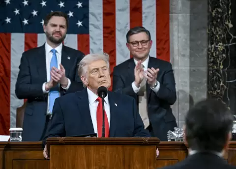 Donald Trump pronuncia el discurso sobre el Estado de la Uni�n ante una sesi�n conjunta del Congreso en la C�mara de Representantes del Capitolio.