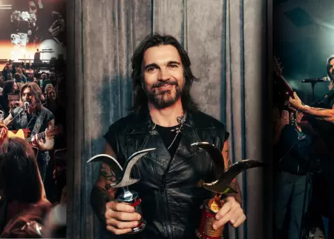 Regreso hist�rico, ovaci�n total, nuevo �lbum y gira mundial.