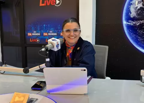 Entrevista Exclusiva, Mar�a Jos� Pinto.