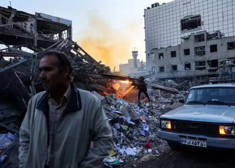 Bombardeos israel�es golpean Ir�n, en medio de la guerra.