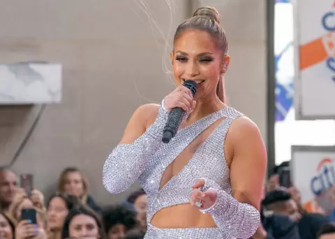 Lanzamientos exclusivos y material remasterizado en la edici�n especial del disco de JLO.