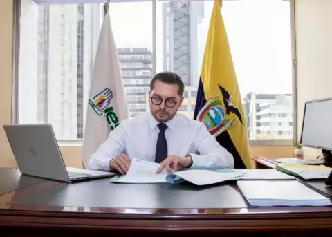 Marco Maldonado asume como interventor del hospital Teodoro Maldonado Carbo