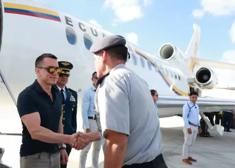 Noboa lleg� a Miami para participar en la cumbre "Escudo de las Am�ricas"