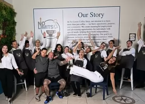 No Limits Coffee Shop emplea a j�venes con distintas discapacidades.