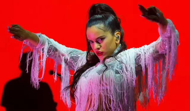 Rosal�a recibi� el premio de Mujer del A�o de Billboard Mujeres Latinas en la M�sica 2026
