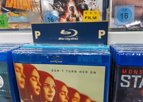 La Generaci�n Z impulsa inesperado resurgimiento del formato f�sico en cine.