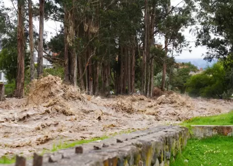 Cuenca soport� varias horas de una intensa lluvia que provoc� inundaciones y la crecida repentina de sus r�os este jueves 12 de marzo de 2026.