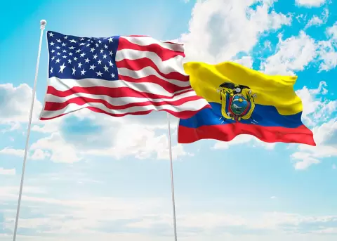 Ecuador y Estados Unidos firman acuerdo que elimina sobretasa arancelaria