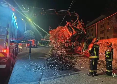 Siniestro de tr�nsito en la av. Occidental, en Quito.