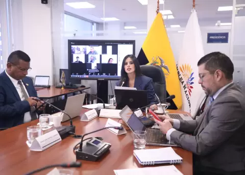 Sesi�n de la Comisi�n de Transparencia.