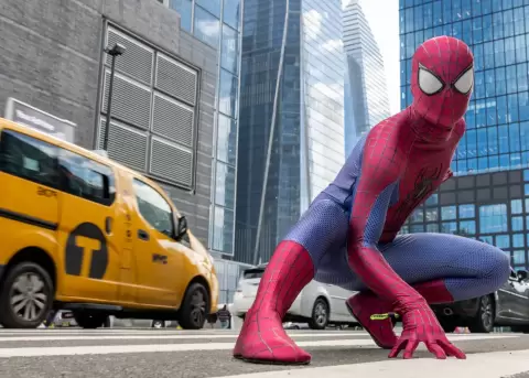 Nuevo tr�iler Spider-Man revela acci�n, villanos y regreso esperado.