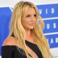 Britney Spears ingresa a rehabilitaci�n de forma voluntaria