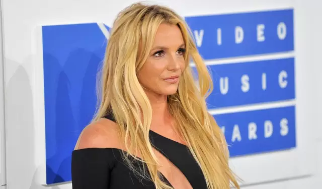 Britney Spears regresa a Instagram con una serie de bailes.