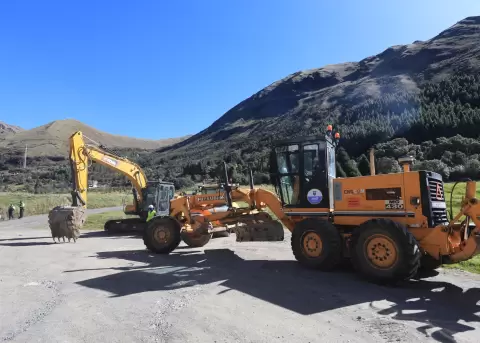 Noboa destina USD 21,8 millones para recuperar la v�a Cuenca-Molleturo-El Empalme
