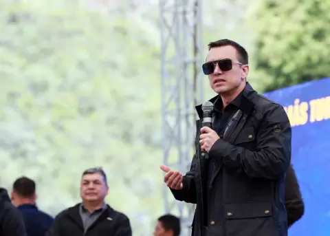 Noboa cuestiona retiro de militares en Los R�os y apunta a autoridades locales