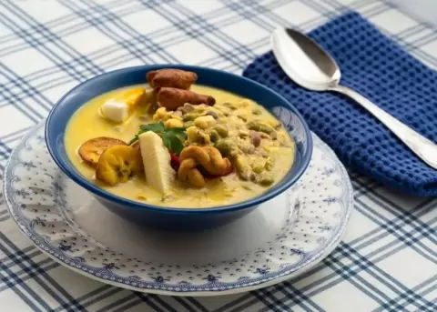 La fanesca es un platillo que se come principalmente en la Semana Santa.