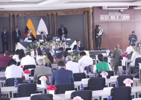 Asamblea Nacional aprueba la ley para impulsar la construcci�n de viviendas de car�cter social.