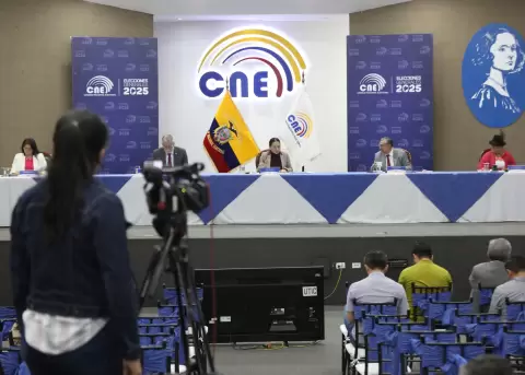 CNE aclara que elecciones de noviembre de 2026 no son anticipadas
