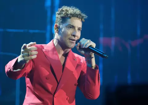 David Bisbal homenajea a Camilo Sesto con emotiva interpretaci�n viral.